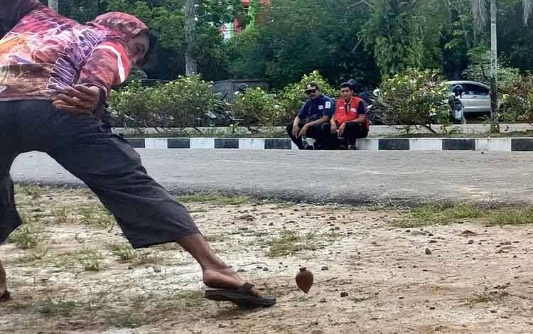 Lomba Bagasing Warnai Festival Budaya Habaring Hurung Kotim, Upaya Lestarikan Permainan Tradisional Dayak