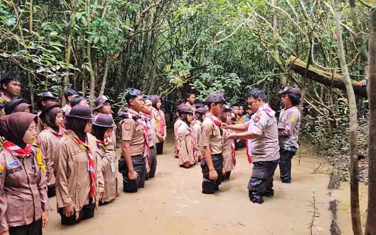 PT SSMS Tbk Dorong Generasi Muda Peduli Lingkungan Lewat Pelatihan Survival