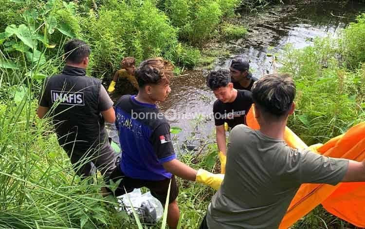 Warga Palangka Raya Temukan Mayat di Rawa Jalan G Obos Ujung
