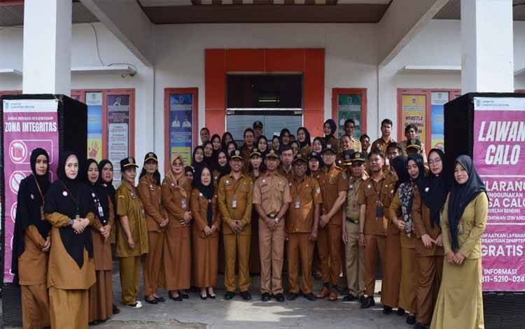DPMPTSP Seruyan Canangkan Komitmen Bersama dan Teken Pakta Integritas 2026