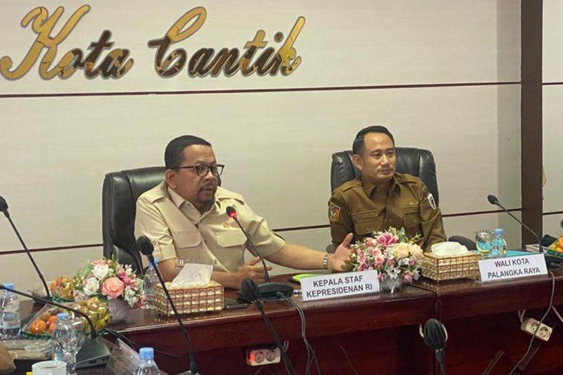 Pemko Palangka Raya Perkuat Penataan Bantaran Sungai Kahayan untuk Lingkungan