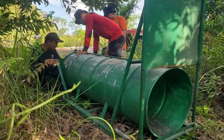 BKSDA Sampit Pasang Perangkap Beruang Madu di Baamang Kotim, Respon Kekhawatiran Warga