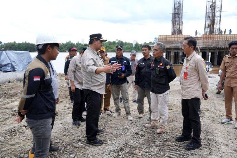 Pemkab Barito Utara Cek Kondisi Infrastruktur Teweh Selatan hingga Montallat