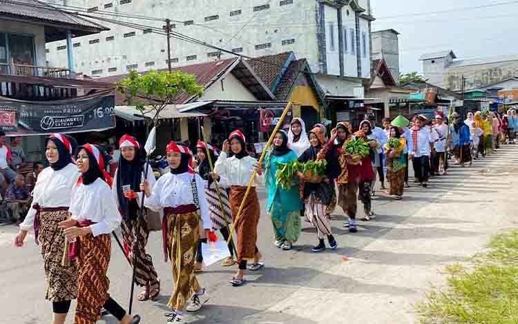Karnaval Perjuangan Kenalkan Sejarah Pertempuran 14 Januari 1946 kepada Generasi Muda
