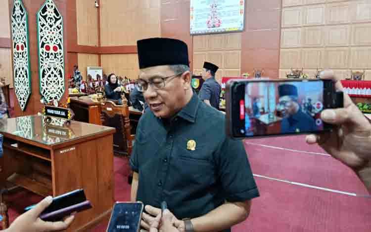 Ketua DPRD Palangka Raya, Subandi. (FOTO: MARINI)
