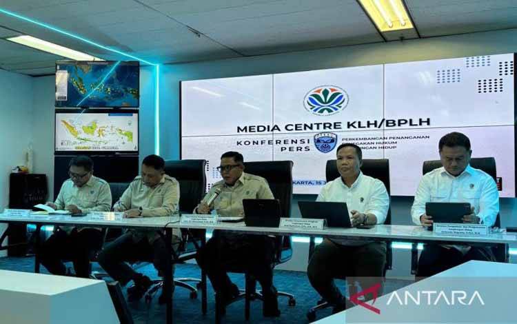 KLH Verifikasi Aktivitas 70 Perusahaan di Daerah Banjir Sumatra