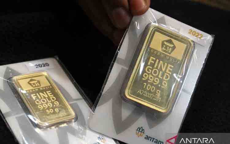 Harga Emas Galeri24 Stabil, Sedang Emas UBS Turun di Pegadaian Jumat