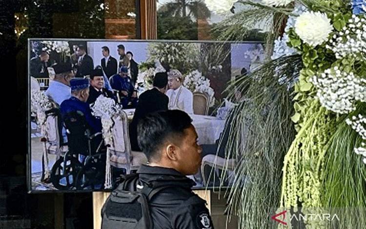 Prabowo dan Jokowi Jadi Saksi Nikah Sespri Agung Surahman