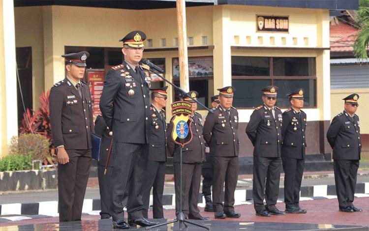 Kapolres Seruyan Pimpin Apel Kesadaran Nasional, Tekankan Pelayanan Humanis