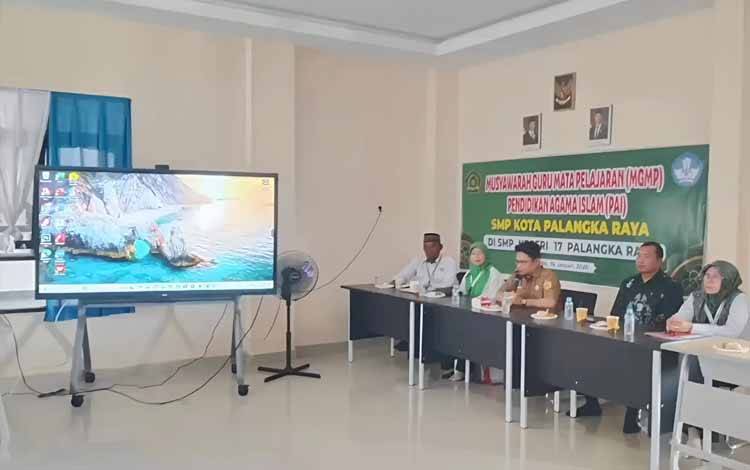 Disdik Palangka Raya Gelar Musyawarah Guru Mata Pelajaran SMP