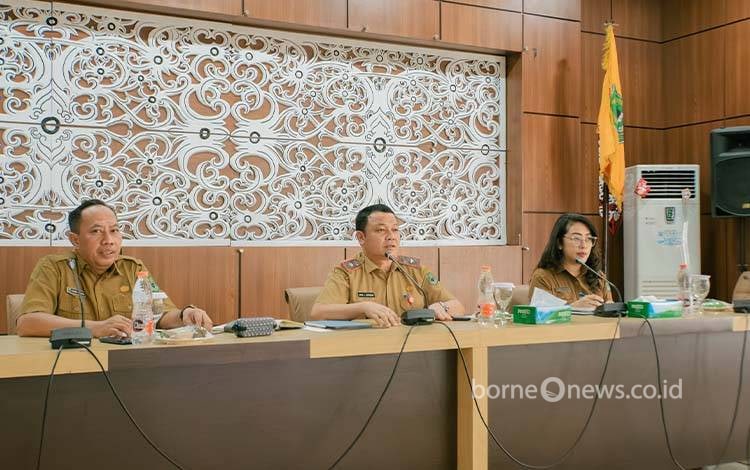 Sekda Kapuas Tegaskan Percepatan dan Kelengkapan Laporan Program Strategis Nasional 2025