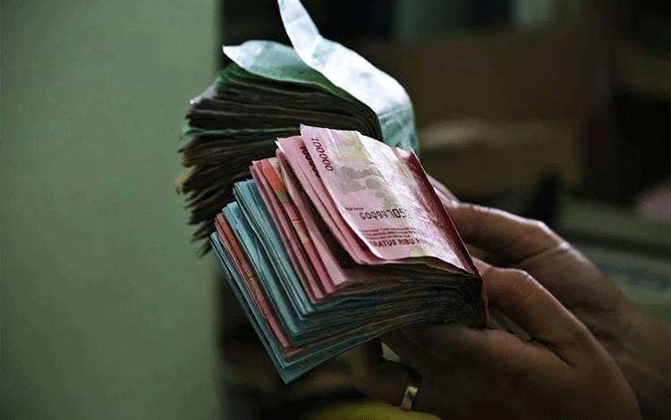 Rupiah Melemah Seiring Serangan Baru AS ke Iran