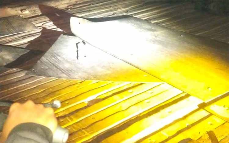 2 Mobil Alami Pecah Ban Akibat Kerusakan Jembatan Patah Kapten Mulyono Sampit