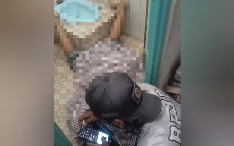 Seorang Pria Ditemukan Tewas Tertelungkup di Toilet Toko Sembako di Palangka Raya