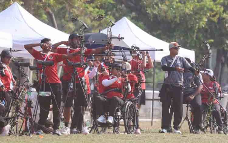 Ken dan Ayudia Melaju ke final para panahan APG 2025