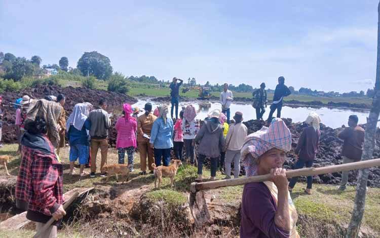 Pendampingan USU Gelorakan Semangat Warga Desa Habeahan Wujudkan Embung Idaman