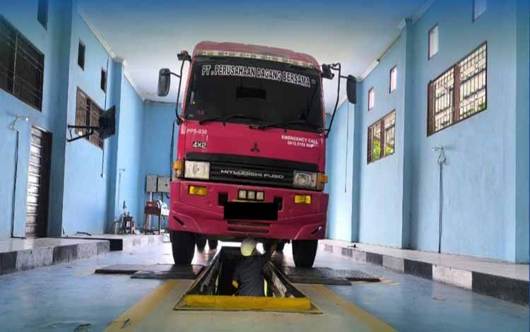 Dinas Perhubungan Palangka Raya Gelar Layanan Uji KIR, 10 Kendaraan Teruji di Lokasi Terminal W.A. Gara