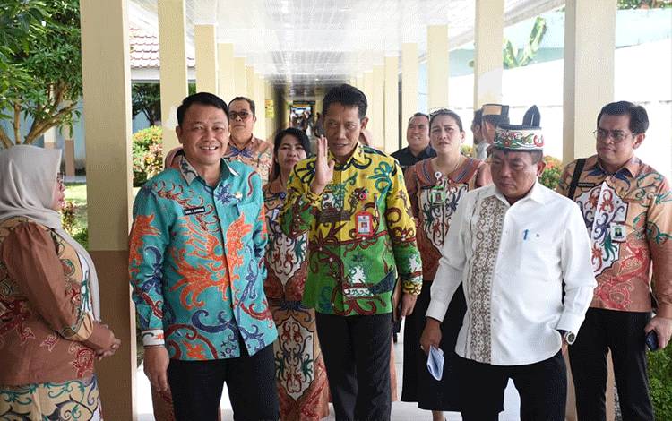 Pemkab Kapuas Komitmen Benahi Layanan dan Fasilitas RSUD Kapuas