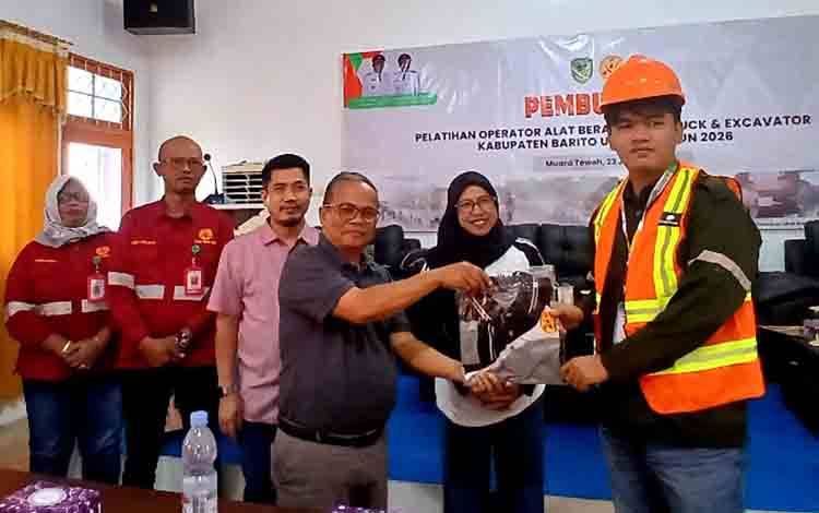 Pemkab Barut Tekankan Peningkatan SDM Tekan Pengangguran dan Kemiskinan