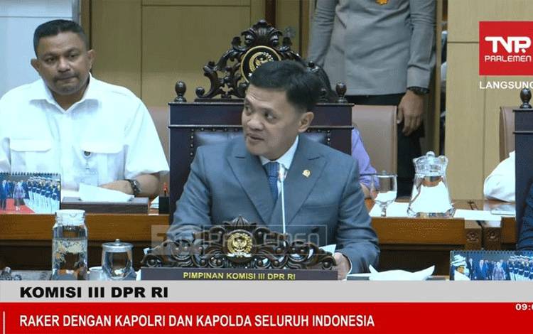 Ketua Komisi III Puji Reformasi Polri Respons Kebebasan Berekspresi