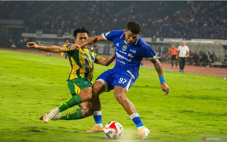Klasemen Liga Indonesia: Persib Memimpin dengan Unggul Satu Poin
