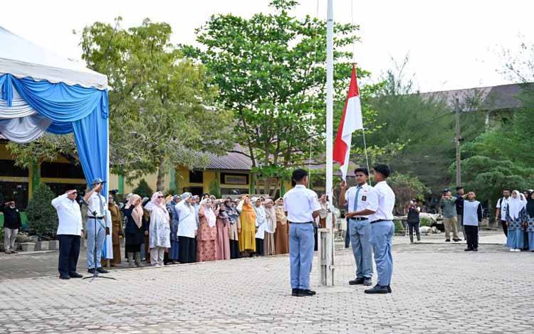 Kementerian Pendidikan Dasar dan Menengah (Kemendikdasmen) di Jakarta Pusat pada Senin (26/1/2026) menerbitkan Surat Edaran Menteri Pendidikan Dasar dan Menengah Republik Indonesia Nomor 4 Tahun 2026 tentang Pelaksanaan Upacara Bendera di Sekolah. ANTARA/HO-Humas Kemendikdasmen