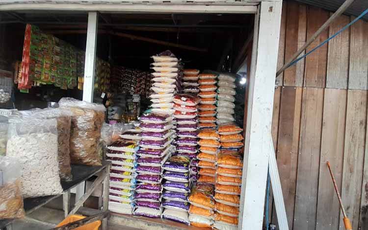 Permintaan Kebutuhan Pokok Meningkat Jelang Ramadan, Bulog Kalteng Pastikan Stok Beras Aman