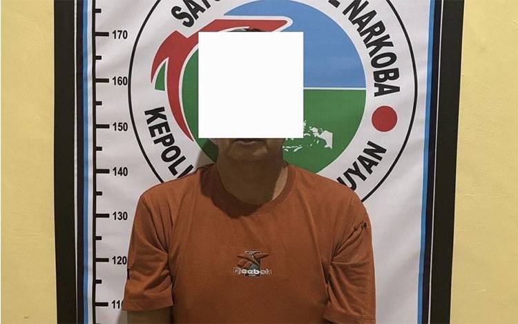 Polres Seruyan Amankan 17,85 Gram Sabu, Pengemudi Mobil Diciduk di Jalan Trans Kalimantan