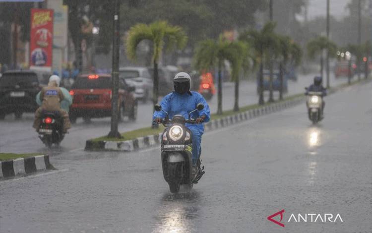Siapkan Payung, BMKG Prakirakan Sejumlah Daerah Berpotensi Hujan Lebat