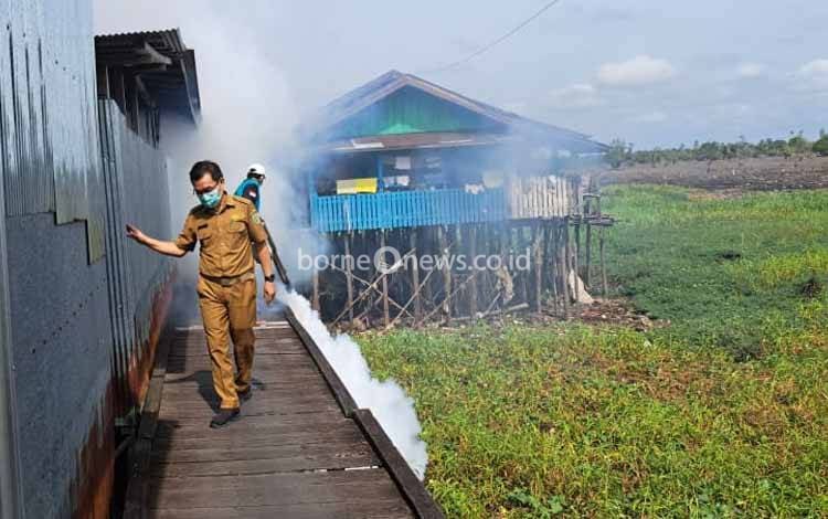 Tangkapan layar fogging DBD di Jalan Mendawai oleh Dinkes Palangka Raya (Foto:MARINI)