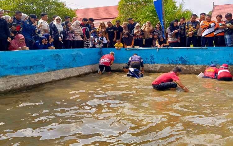 Bupati Kotim Apresiasi Festival Mangaruhi sebagai Pelestarian Budaya dan Kampanye Ramah Lingkungan