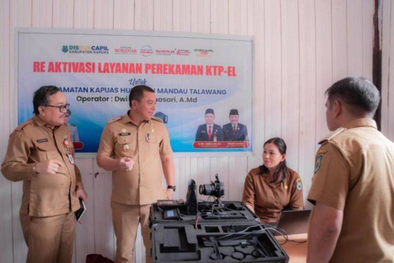 Reaktivasi KTP-el di Kapuas untuk Pemerataan Layanan Administrasi Kependudukan hingga Pelosok
