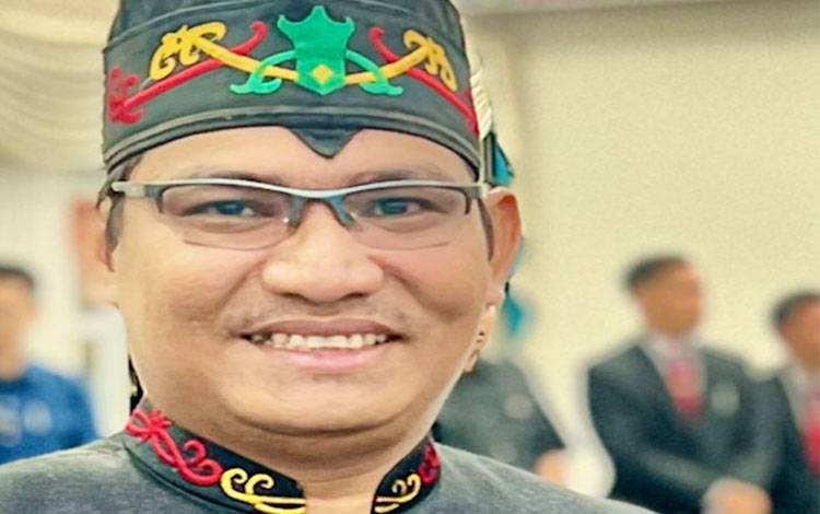 Handep Hapakat Dayak Ngaju: Jangan Biarkan Semangat Gotong Royong Bergeser Jadi Transaksi Uang