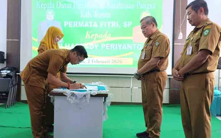Yephi Hartady Periyanto Resmi Jabat Kepala Dinas Pertanian dan Ketahanan Pangan Kotim