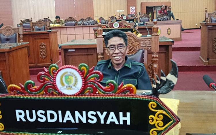 DPRD Palangka Raya Minta Bapenda Periksa Pajak Hotel dan Tetapkan SKPDKB