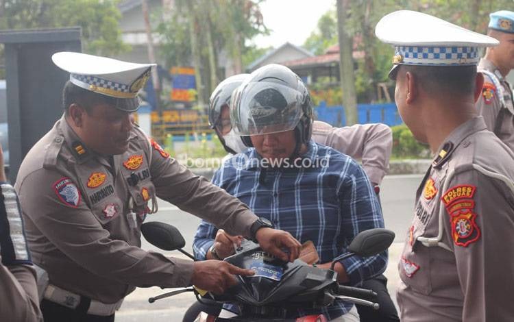 Operasi Keselamatan Telabang 2026 Kapuas Diawali Pemeriksaan Berkendara Internal Polri