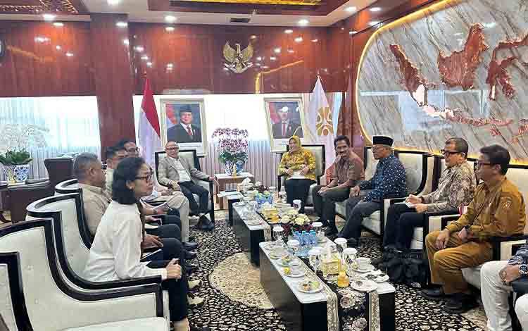 Audiensi ke Kementerian P2MI, Pemkab Kobar Perkuat Perlindungan Pekerja Migran Daerah