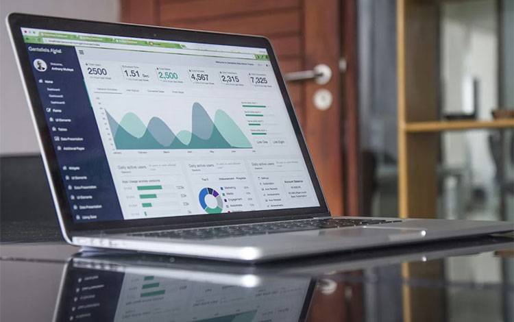 Ilustrasi manajemen data. Pemprov Kalteng mendorong dukungan data dan analisis akurat dalam laporan kinerja TPID. (FOTO: UNSPLASH/CARLOS MUZA)
