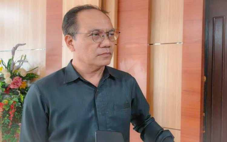 Anggota Komisi III DPRD Kota Palangka Raya, Hasan Busyairi. (Foto:MARINI)