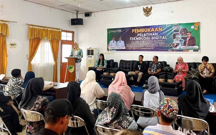 Disnakertranskop UKM Gelar Pelatihan Teknologi Digital untuk Tingkatkan Daya Saing UMK