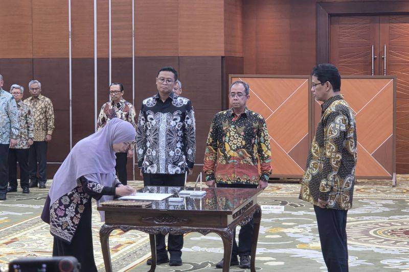 Menkeu Purbaya Lantik 43 Pejabat Eselon II, Kanwil DJP Kalselteng Ikut Dirombak