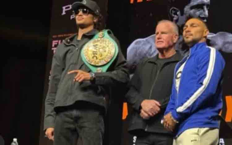 Juara WBC Fundora atasi Cedera, Siap Pertahankan Gelar Lawan Thurman