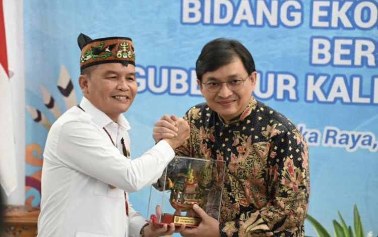 Stafsus Presiden-Gubernur Kalteng Pacu Anak Muda Kembangkan Ekraf