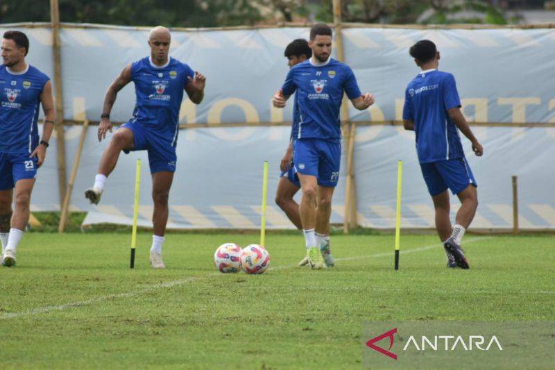 Jadwal ACL II: Persib Bandung Tantang Ratchaburi di Leg Pertama 16 Besar