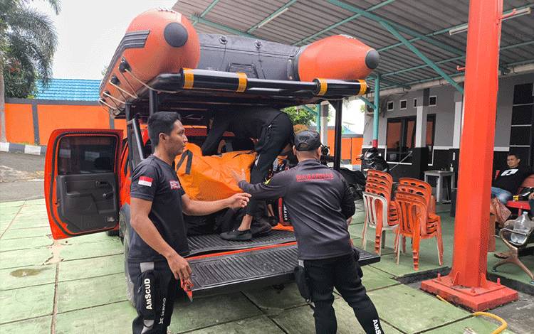 Pemancing 68 Tahun Hilang di Perairan Sampanahan, Tim SAR Gabungan Lakukan Penyisiran