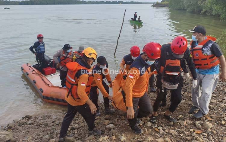 Hari Kedua Pencarian, Korban Jatuh dari Perahu di Sampanahan Ditemukan Tak Bernyawa