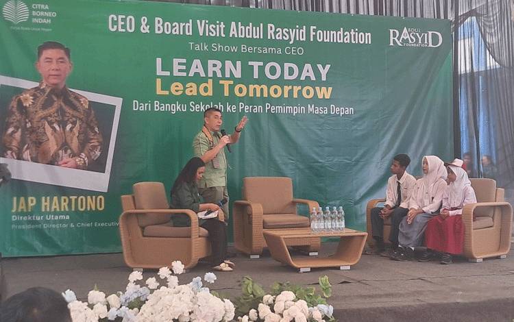 CEO & Board Visit Abdul Rasyid Foundation Dorong Siswa Perkuat Karakter dan Siapkan Masa Depan