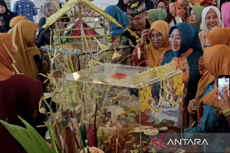 Panginan Sukup Simpan, Warisan Dayak Kotim yang Simbolkan Ketahanan Pangan Lokal