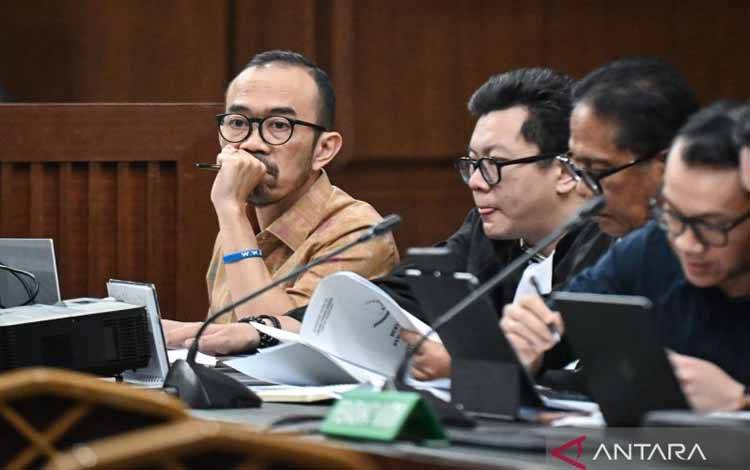 Riva Siahaan Dituntut 14 Tahun Penjara di Kasus Korupsi Minyak Mentah