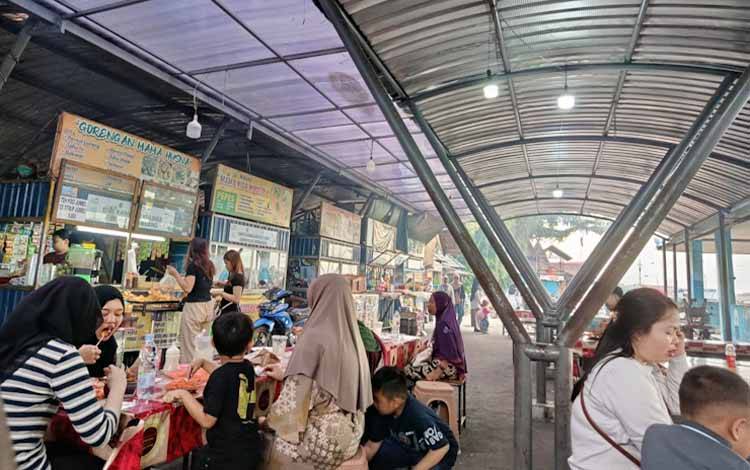DPRD Palangka Raya Imbau Pelaku Usaha Kuliner Pelabuhan Rambang Tingkatkan Keamanan Produk